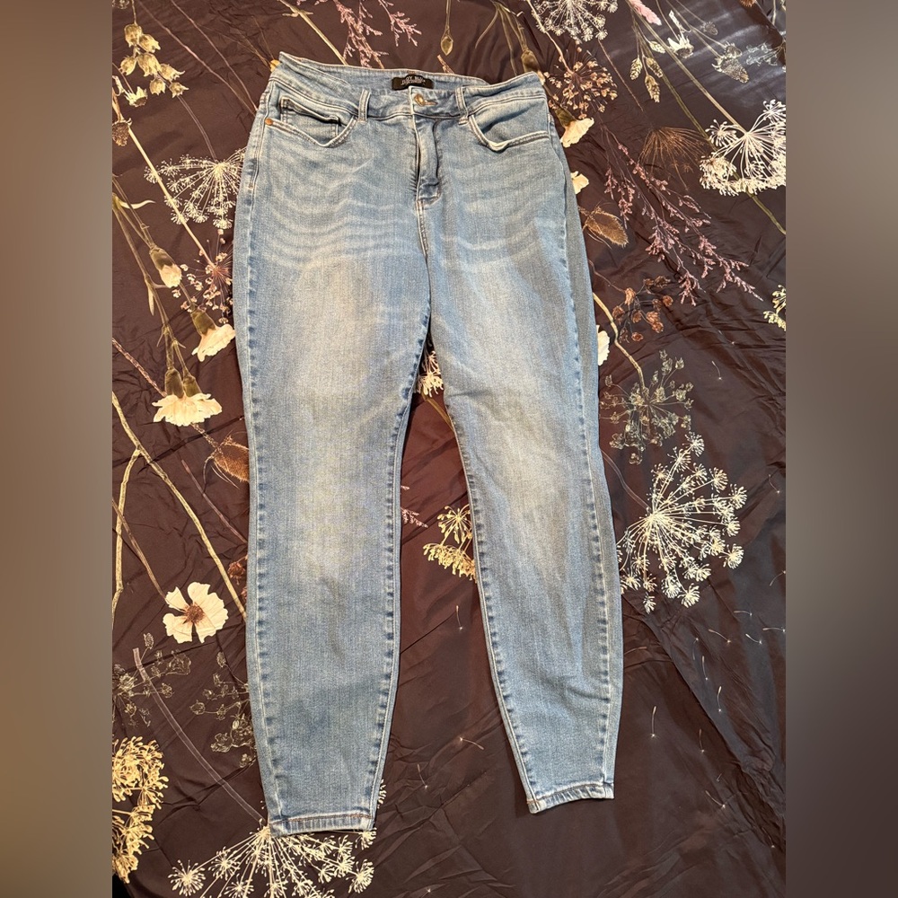 Judy Blue - 14W Skinny